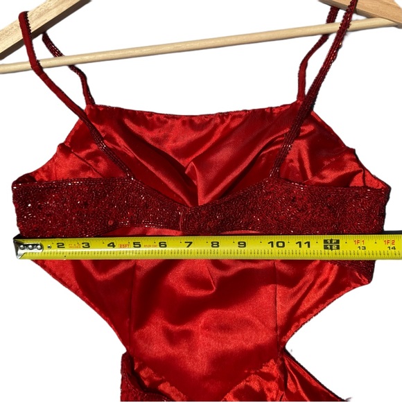 Y2K Scala Red Sequin & Beaded Floor Length Silk Open-back Prom Dress Size S - Picture 9 of 12